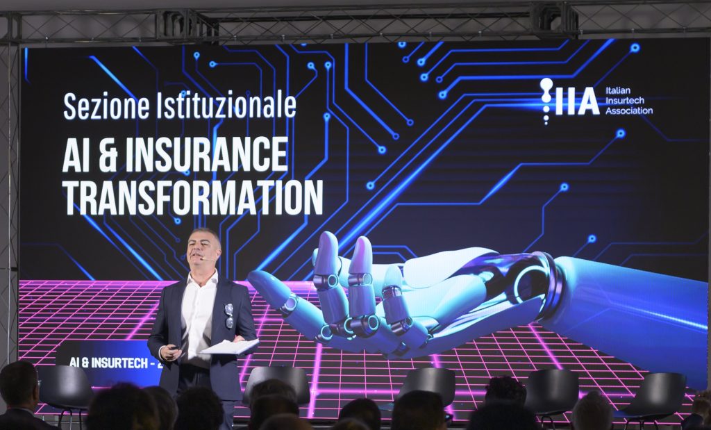 L’AI ridisegna la filiera assicurativa perché compagnie e broker devono investire in modo diverso